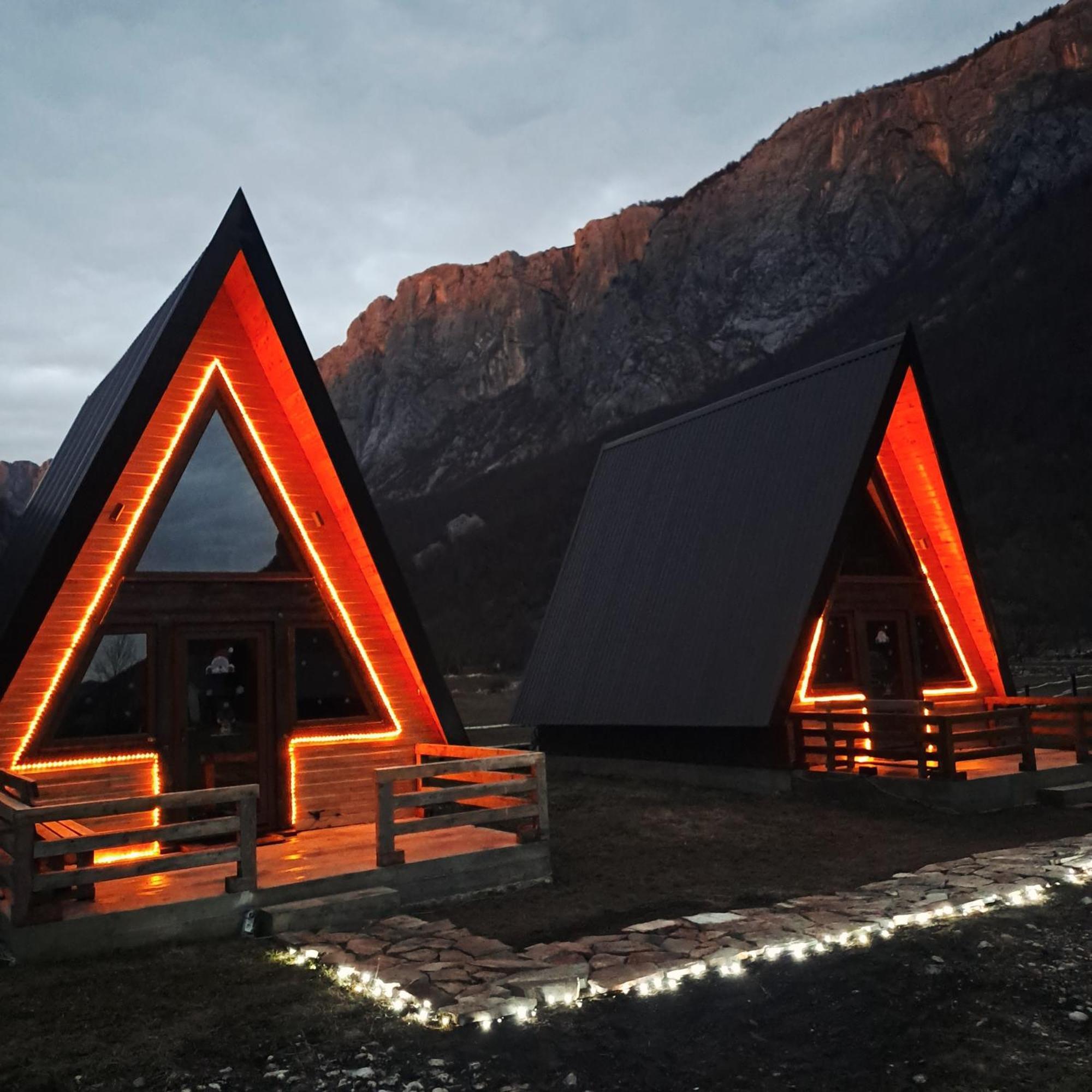 Wooden Cottages Konak Savnik المظهر الخارجي الصورة