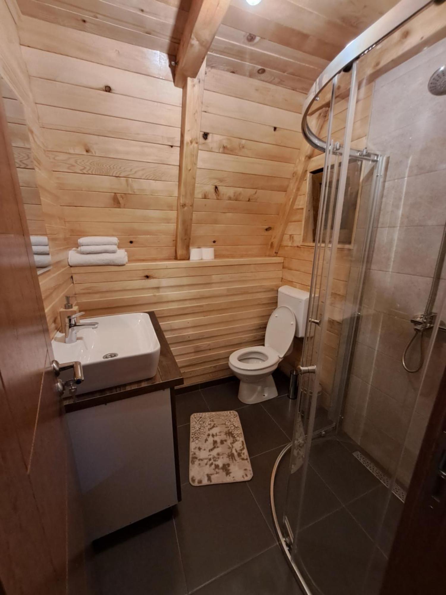 Wooden Cottages Konak Savnik المظهر الخارجي الصورة