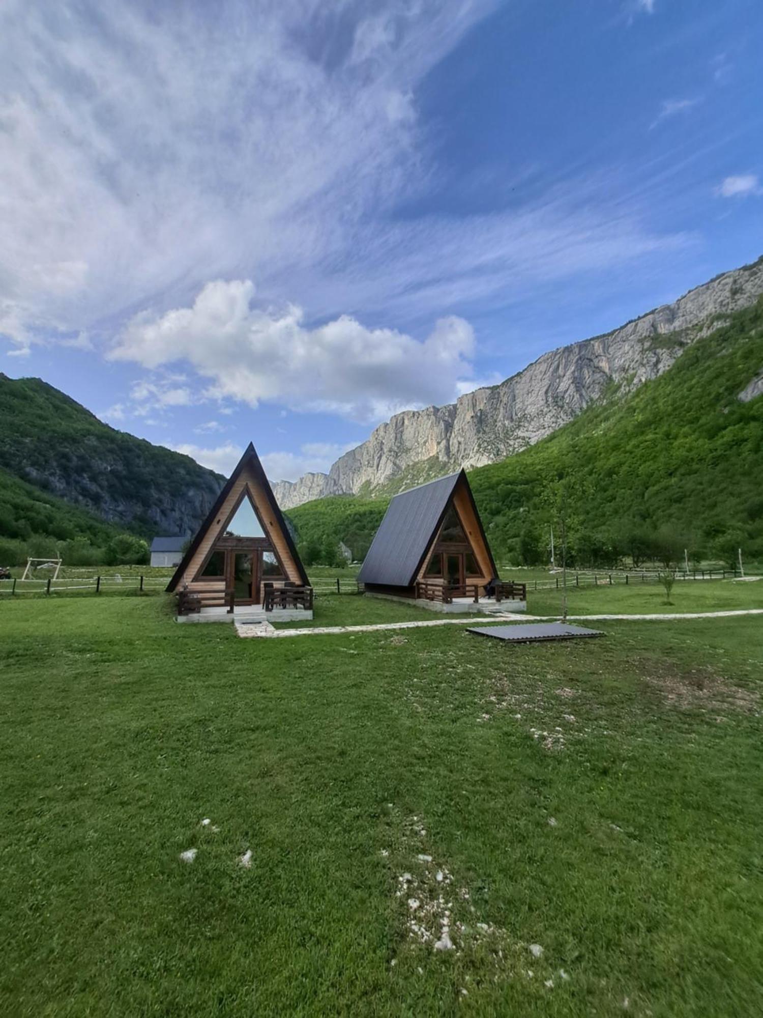 Wooden Cottages Konak Savnik المظهر الخارجي الصورة