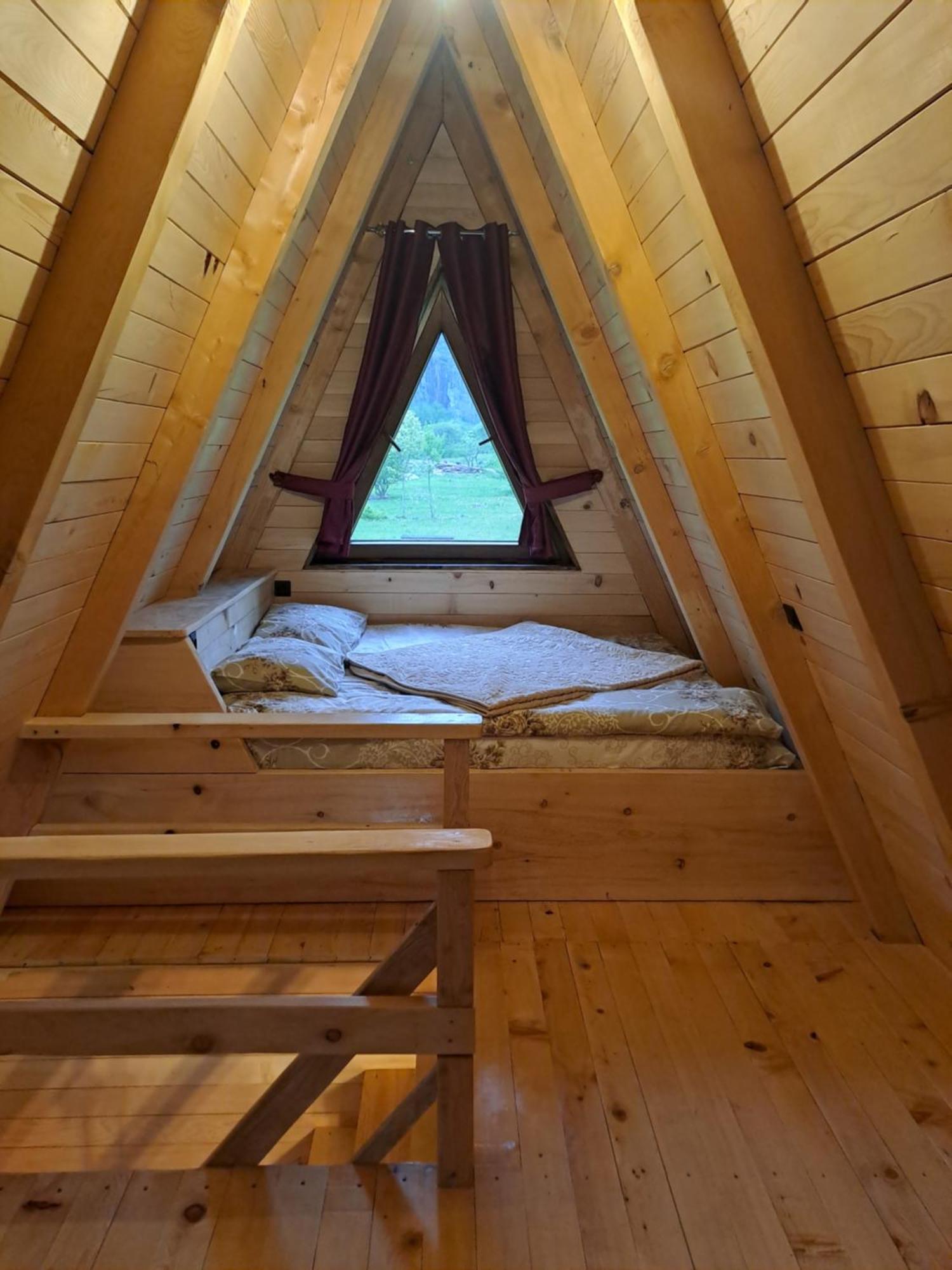 Wooden Cottages Konak Savnik المظهر الخارجي الصورة