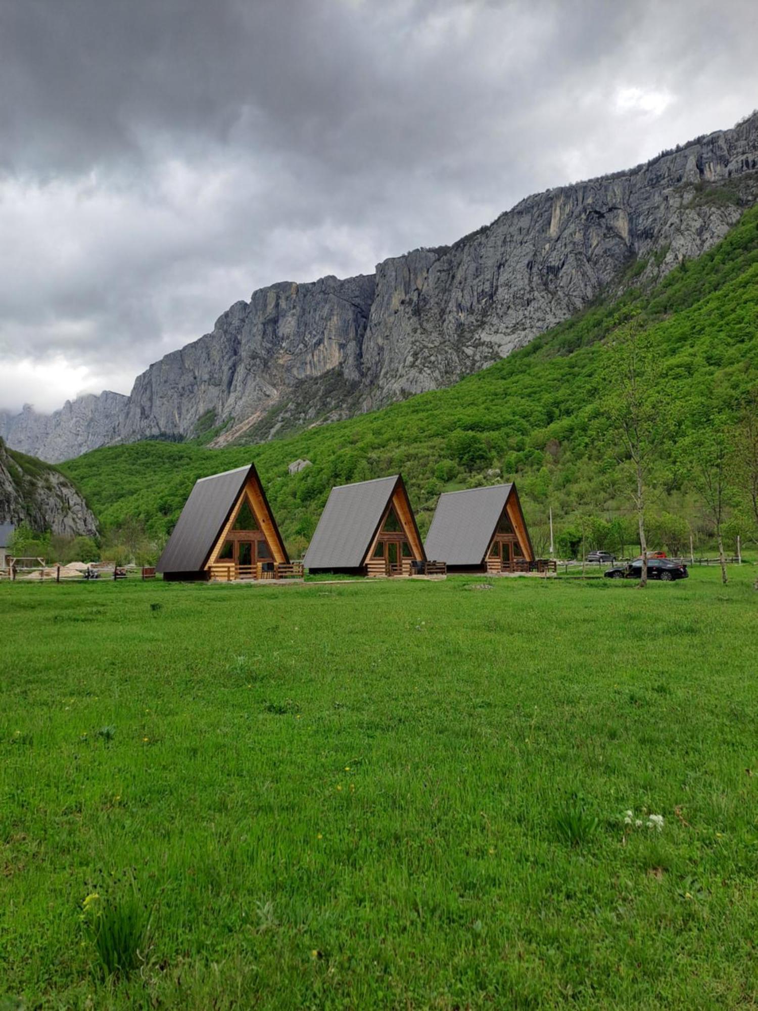 Wooden Cottages Konak Savnik المظهر الخارجي الصورة