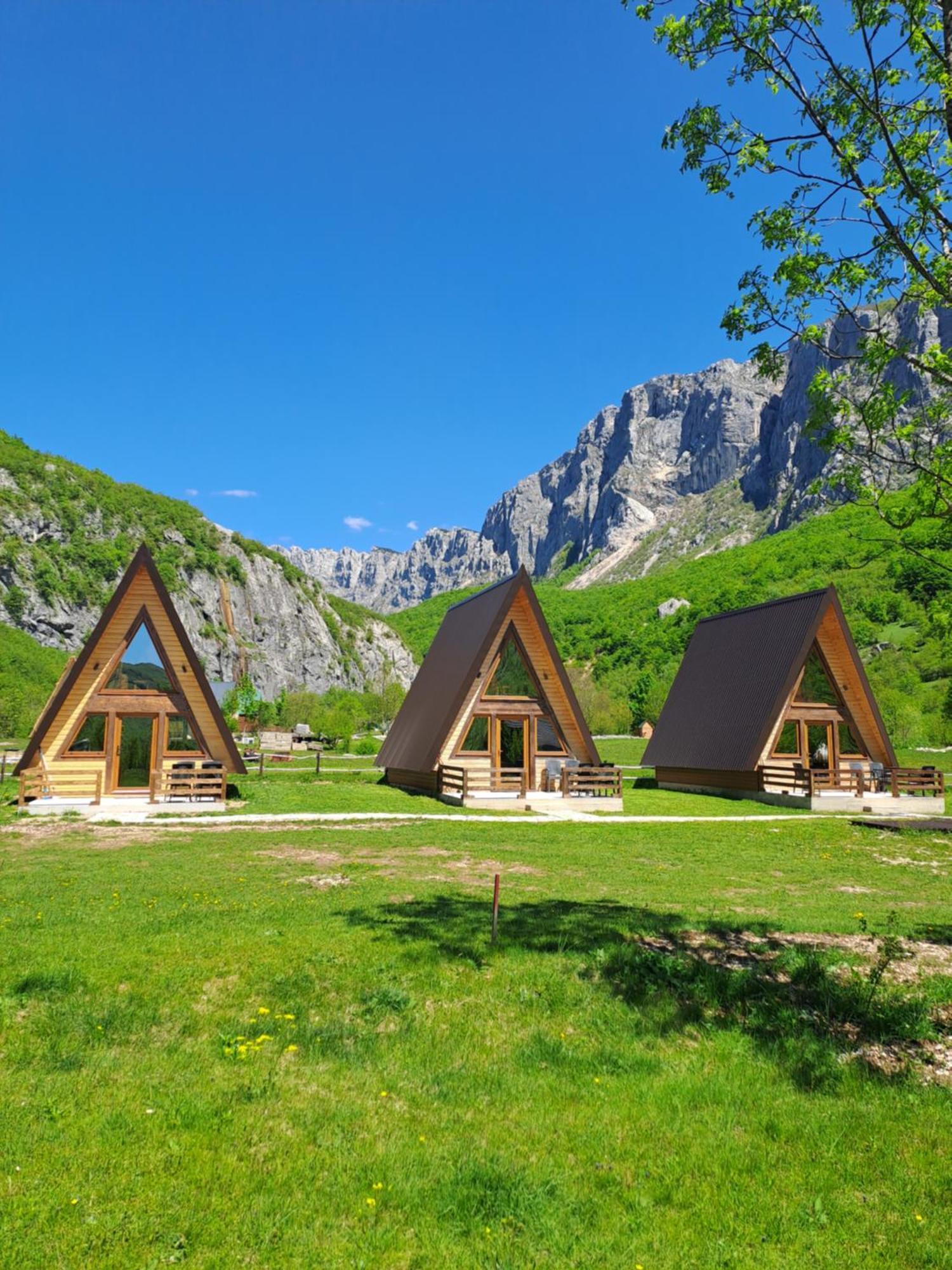 Wooden Cottages Konak Savnik المظهر الخارجي الصورة
